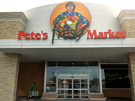 The Pete's Market location in Oakbrook Terrace, Ill., features air curtains, dedicated ourdoor air dehumidification, and more.