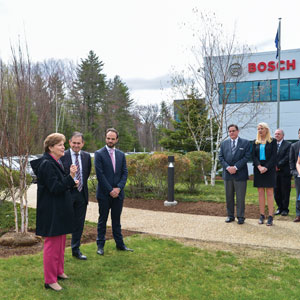 Sen. Shaheen Visits Bosch Facility