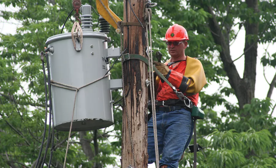 NEMA supports language in HR 8 that directs the U.S. Department of Energy (DOE) to develop a plan to establish a Strategic Transformer Reserve to store large power transformers in strategically located facilities.