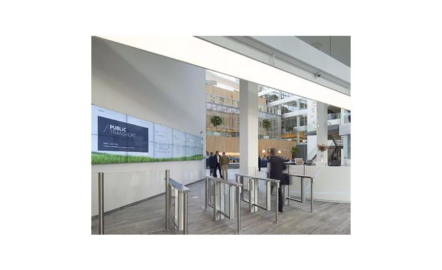 Real-time energy consumption and efficiency data gathered from the SmartStruxure solution BMS are shared with building occupants and visitors