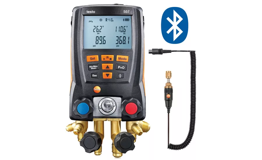 Testo’s 557 Digital Manifold with remove vacuum probe and Bluetooth automatically selects the evacuation mode as soon as the user connects the vacuum probe.