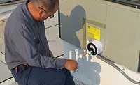 MAXIMUM EFFICIENCY AND IAQ: MAXIMUM EFFICIENCY AND IAQ: