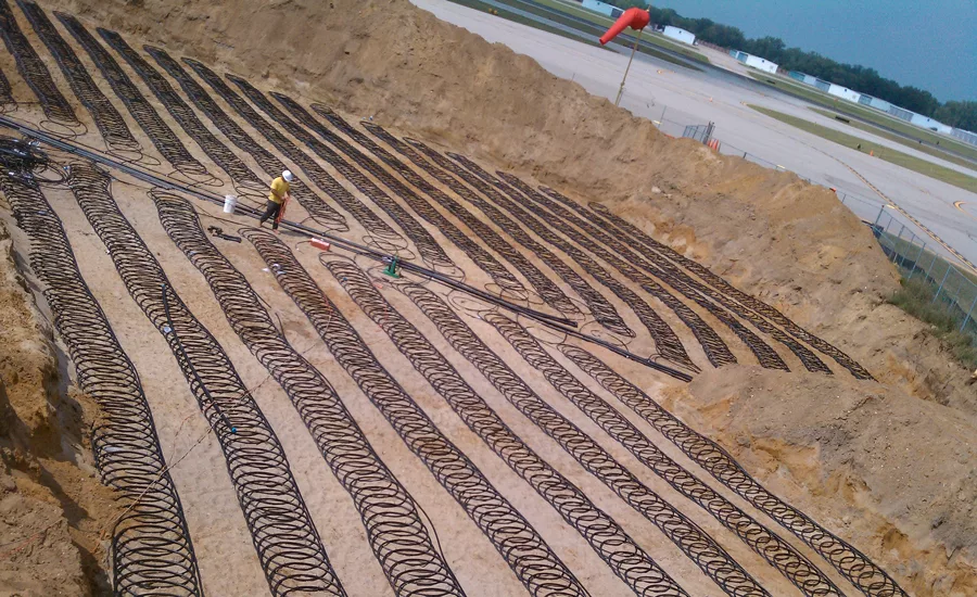 Installation of a geothermal loop field