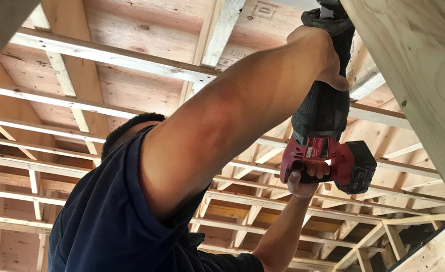 cordless saw