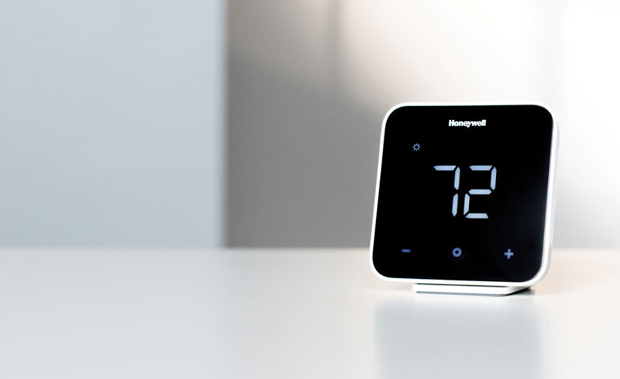 The Benefits of a Programmable Thermostat for Rental Properties