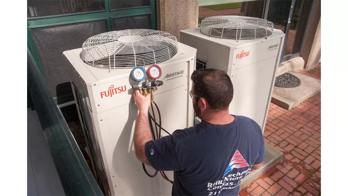 Fujitsu Airstage VRF system.
