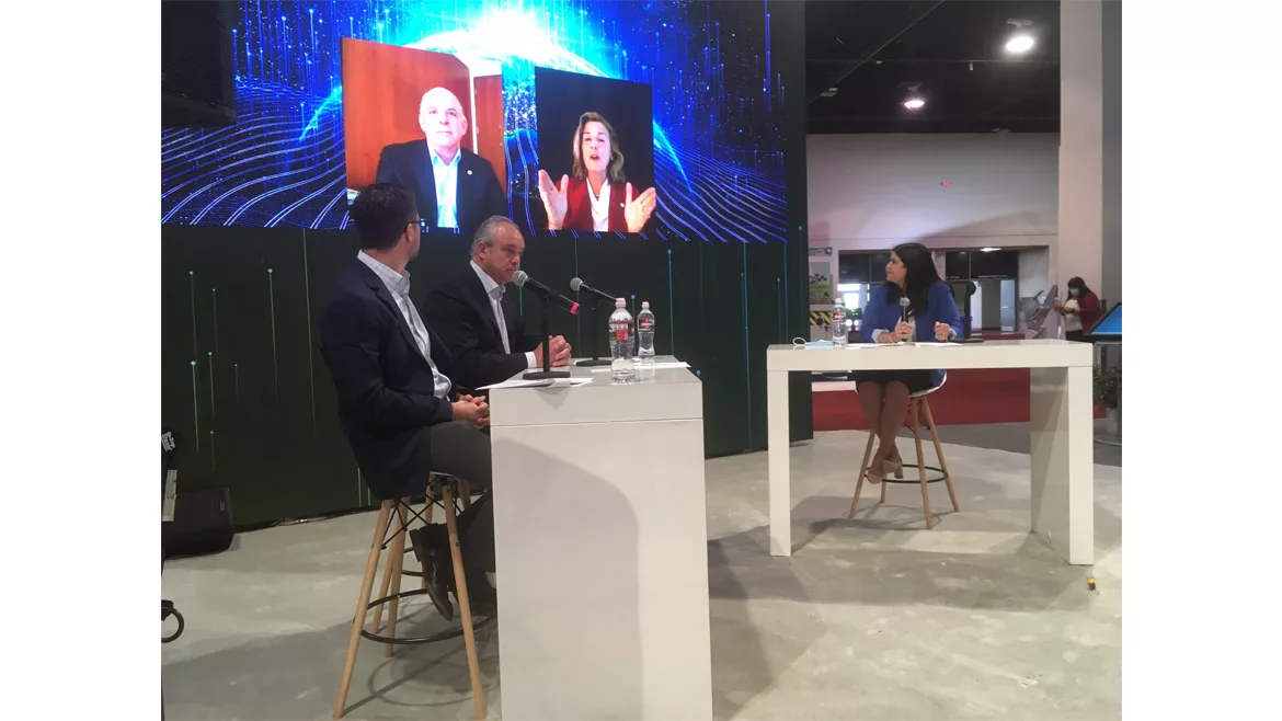Johnson Controls executives present details about the company’s new OpenBlue IAQ solution.