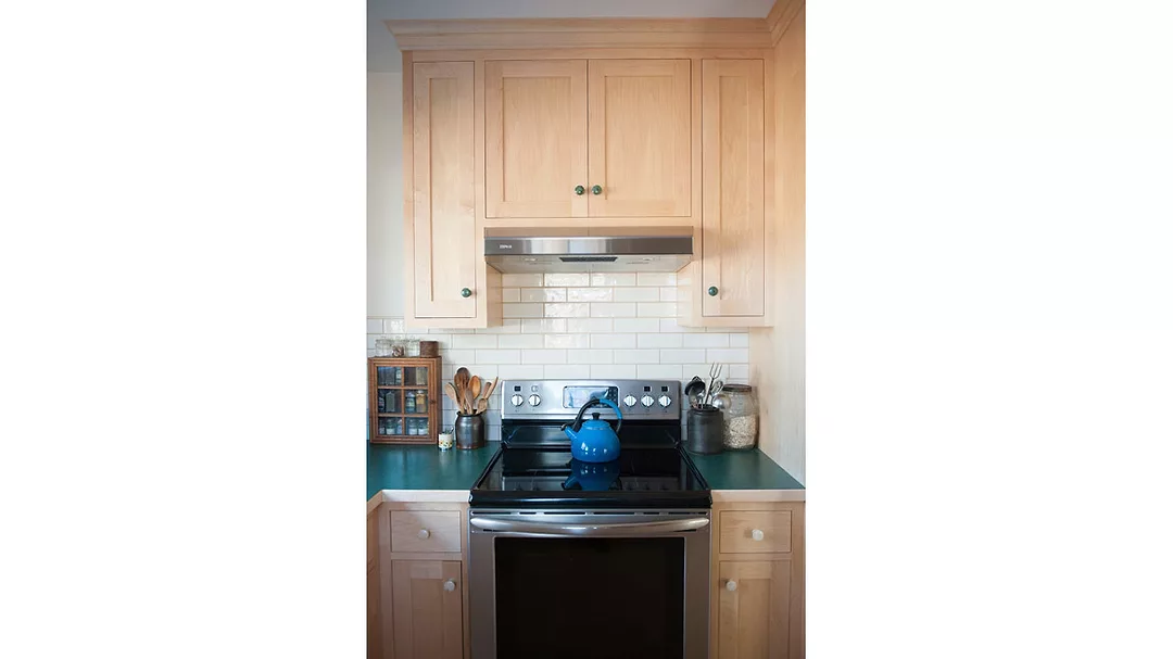 Kitchen range hood 2