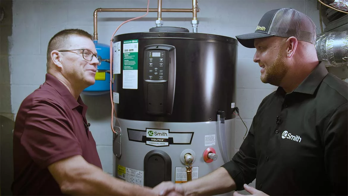 HVAC Technician and Customer