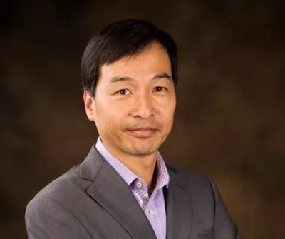 Larry-Yang-Headshot.jpeg