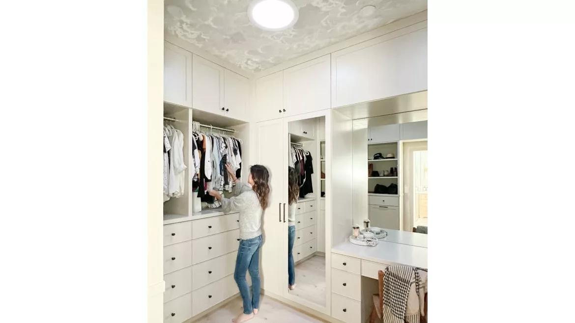 Solatube Tubular Skylight in Closet.jpg