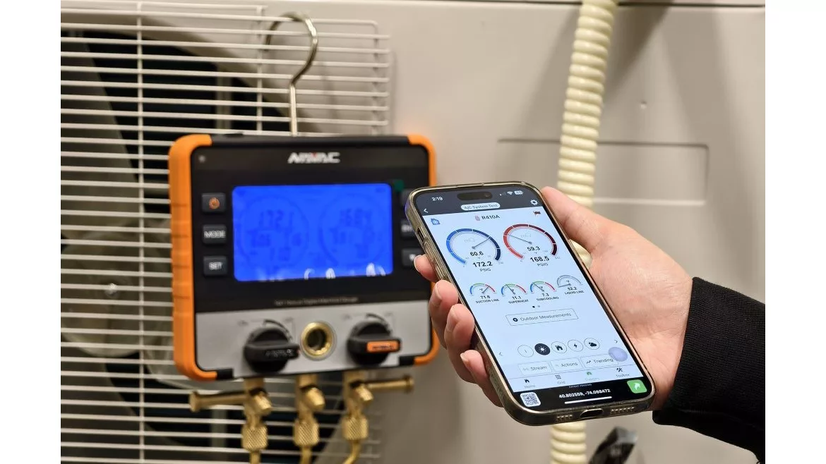 NAVAC-Digital Manifold Gauge with MeasureQuick