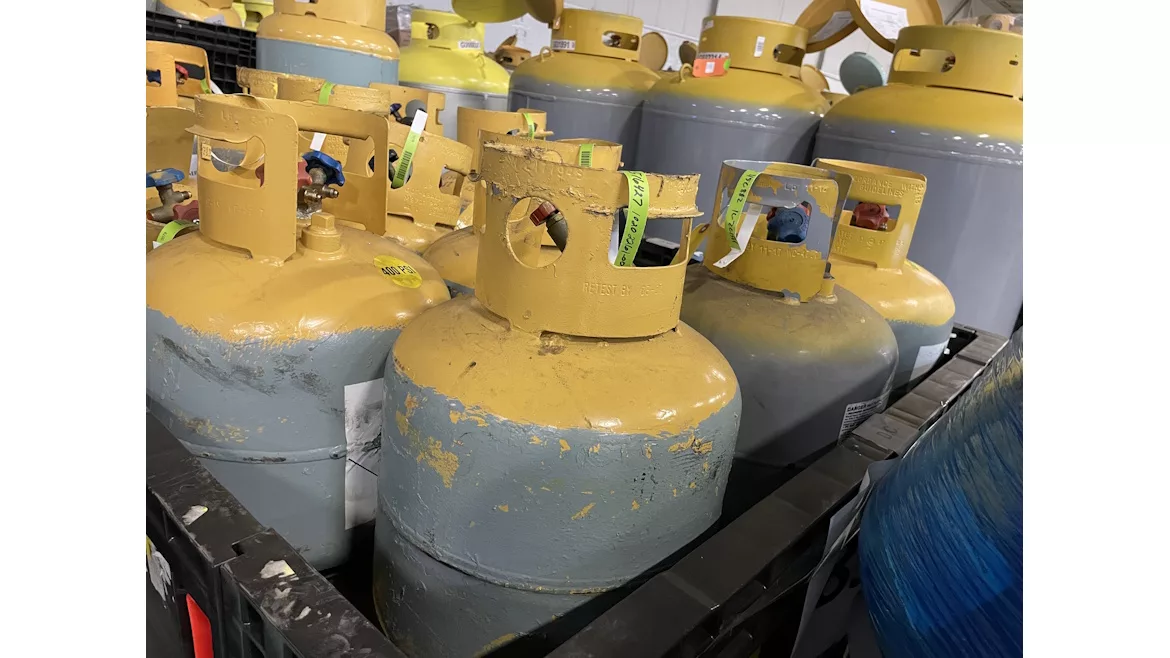 Recovery-cylinders.JPG