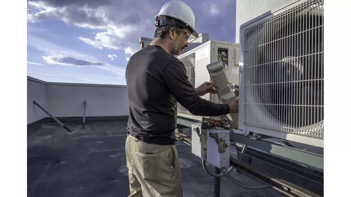 technician-on-rooftop.jpg