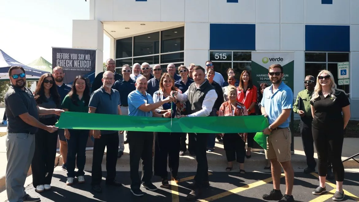 Neuco ribbon-cutting