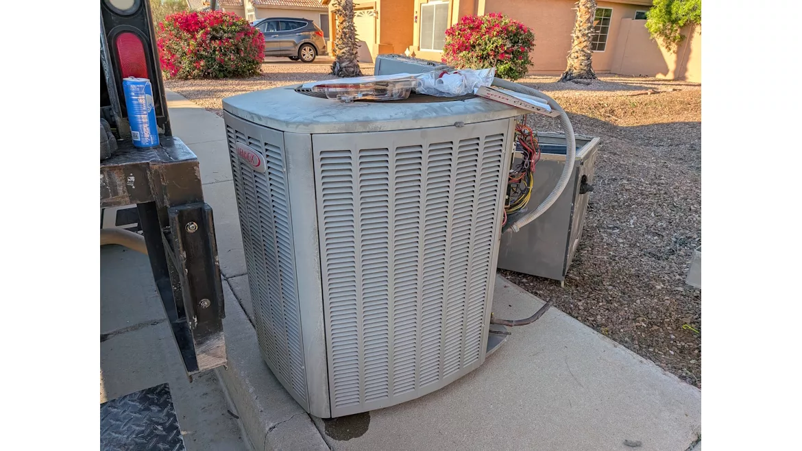 Lennox-condensing-unit.jpg