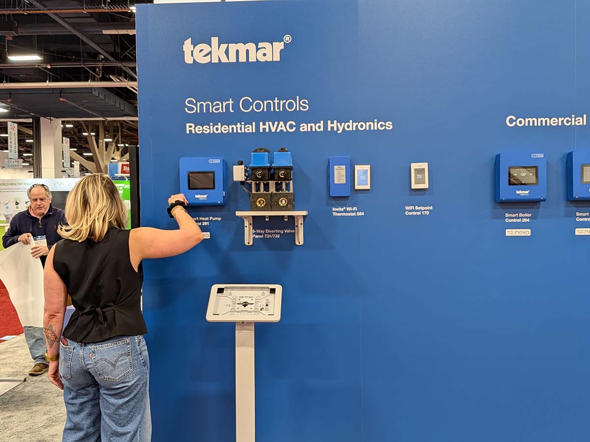 Smart heat pump control system