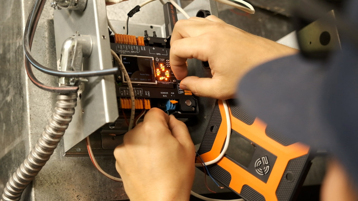 HVAC controls schools Airoverse