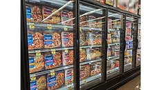 Frozen-food-pizza-case.jpg