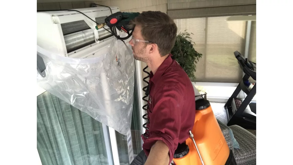 Cleaning-with-Cover-On.jpg