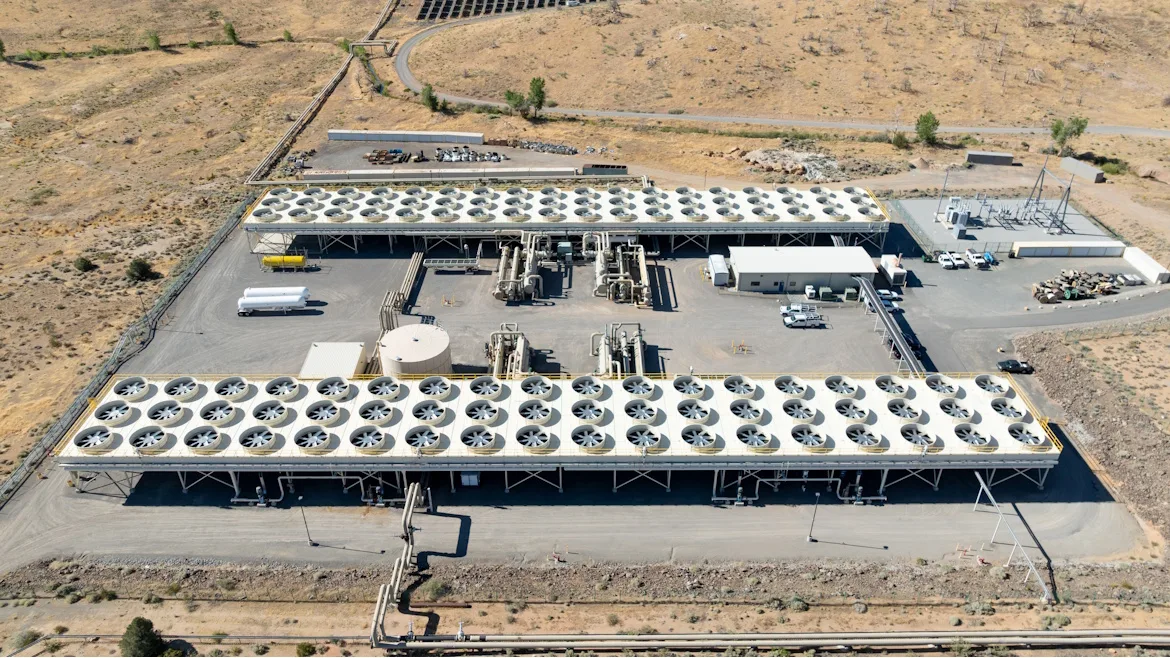 Geothermal-power-plant.jpg
