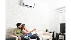 couple-watching-tv.jpeg