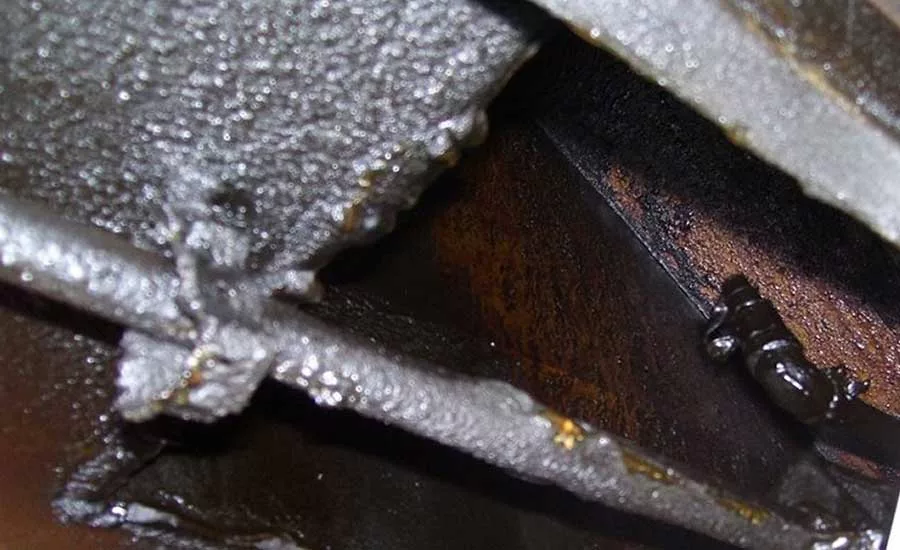 Figure 4. Hood plenum without automated cleaning