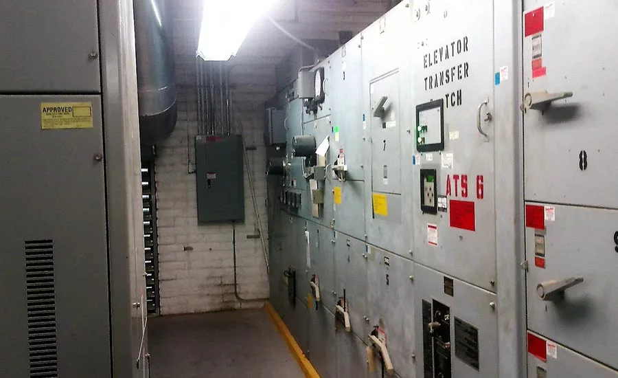 FIGURE 2. Normal and emergency equipment in unitized section