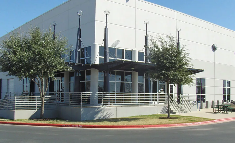 Waste Management in Texas upgraded its chillers and achieved a lower Power Utilization Effective­ness