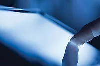 Seewalkd feature finger on tablet