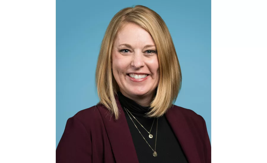 Megan Owen headshot