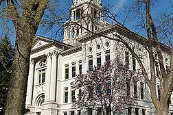 Iowa Courthouse